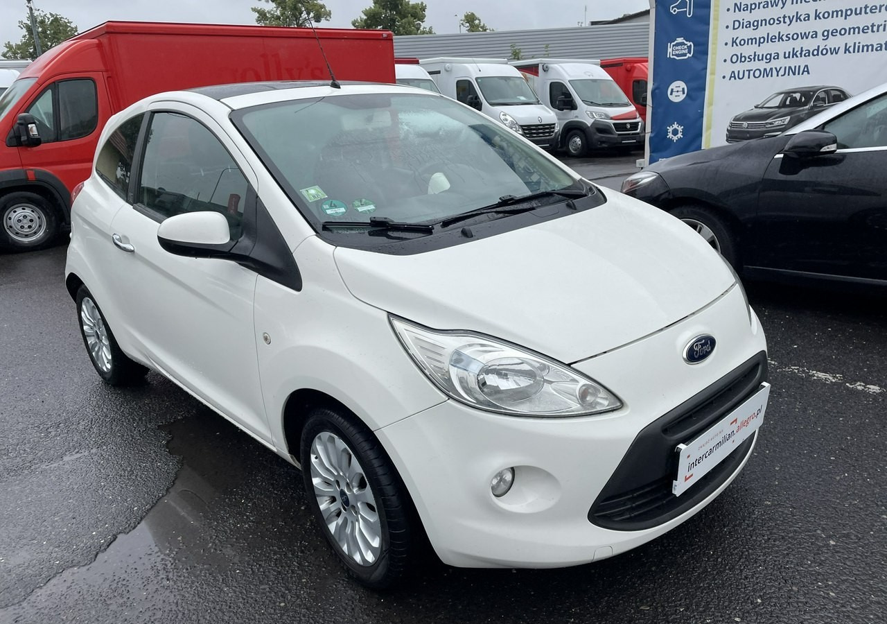 Ford KA II Ford KA 1.2 Champions Edition Klima Panorama 2012 - 해치백 : 사진 2 Ford KA II Ford KA 1.2 Champions Edition Klima Panorama 2012 - 해치백 : 사진 2