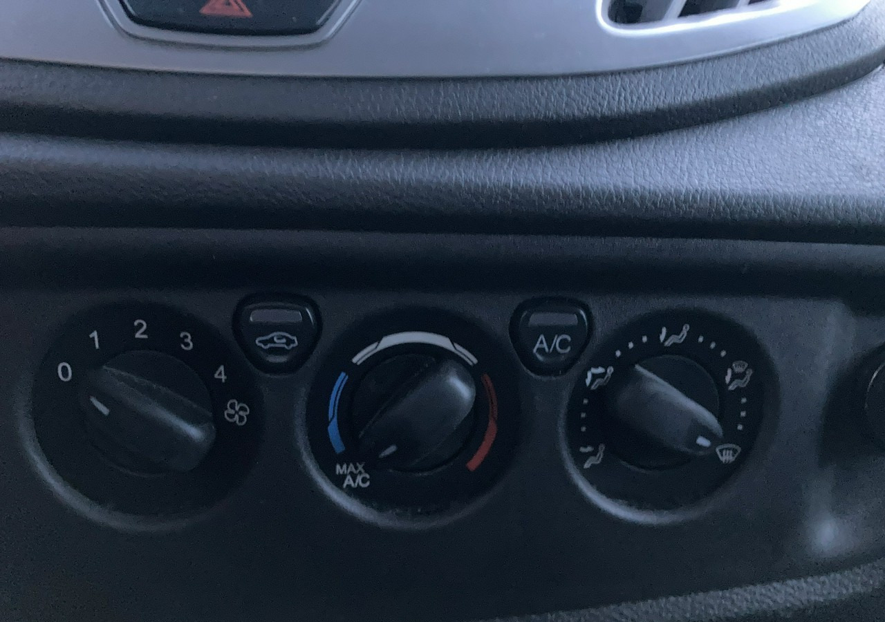 Ford Transit Ford Transit Klima 2019 - 패널 밴 : 사진 5 Ford Transit Ford Transit Klima 2019 - 패널 밴 : 사진 5