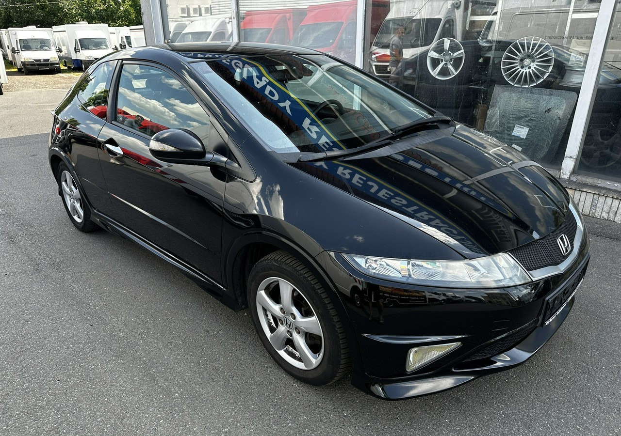 Honda Civic VIII Honda Civic 1.4 i-VTEC Type S - 차량 : 사진 1 Honda Civic VIII Honda Civic 1.4 i-VTEC Type S - 차량 : 사진 1