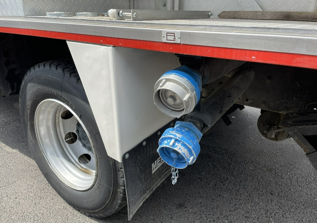 소방차 Iveco Inny Iveco IVECO ML120E250 Straż Pożarna 7-osb Gaśnicza 2500 L 2008 : 사진 16 소방차 Iveco Inny Iveco IVECO ML120E250 Straż Pożarna 7-osb Gaśnicza 2500 L 2008 : 사진 16