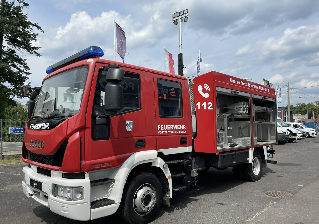 소방차 Iveco Inny Iveco IVECO ML120E250 Straż Pożarna 7-osb Gaśnicza 2500 L 2008 : 사진 14 소방차 Iveco Inny Iveco IVECO ML120E250 Straż Pożarna 7-osb Gaśnicza 2500 L 2008 : 사진 14