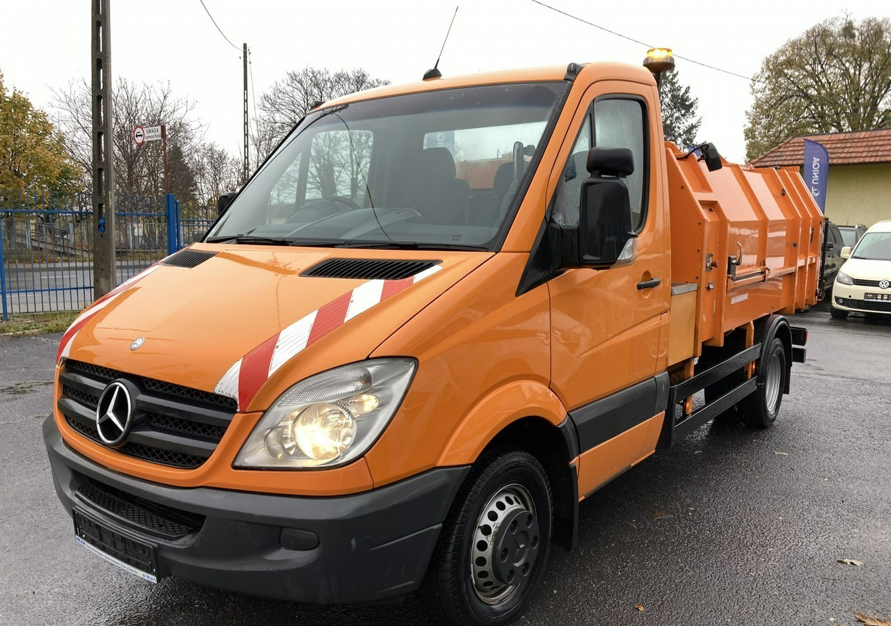 Mercedes-Benz Sprinter Sprinter 513 Śmieciarka Prasa 2010 - 쓰레기차 : 사진 2 Mercedes-Benz Sprinter Sprinter 513 Śmieciarka Prasa 2010 - 쓰레기차 : 사진 2