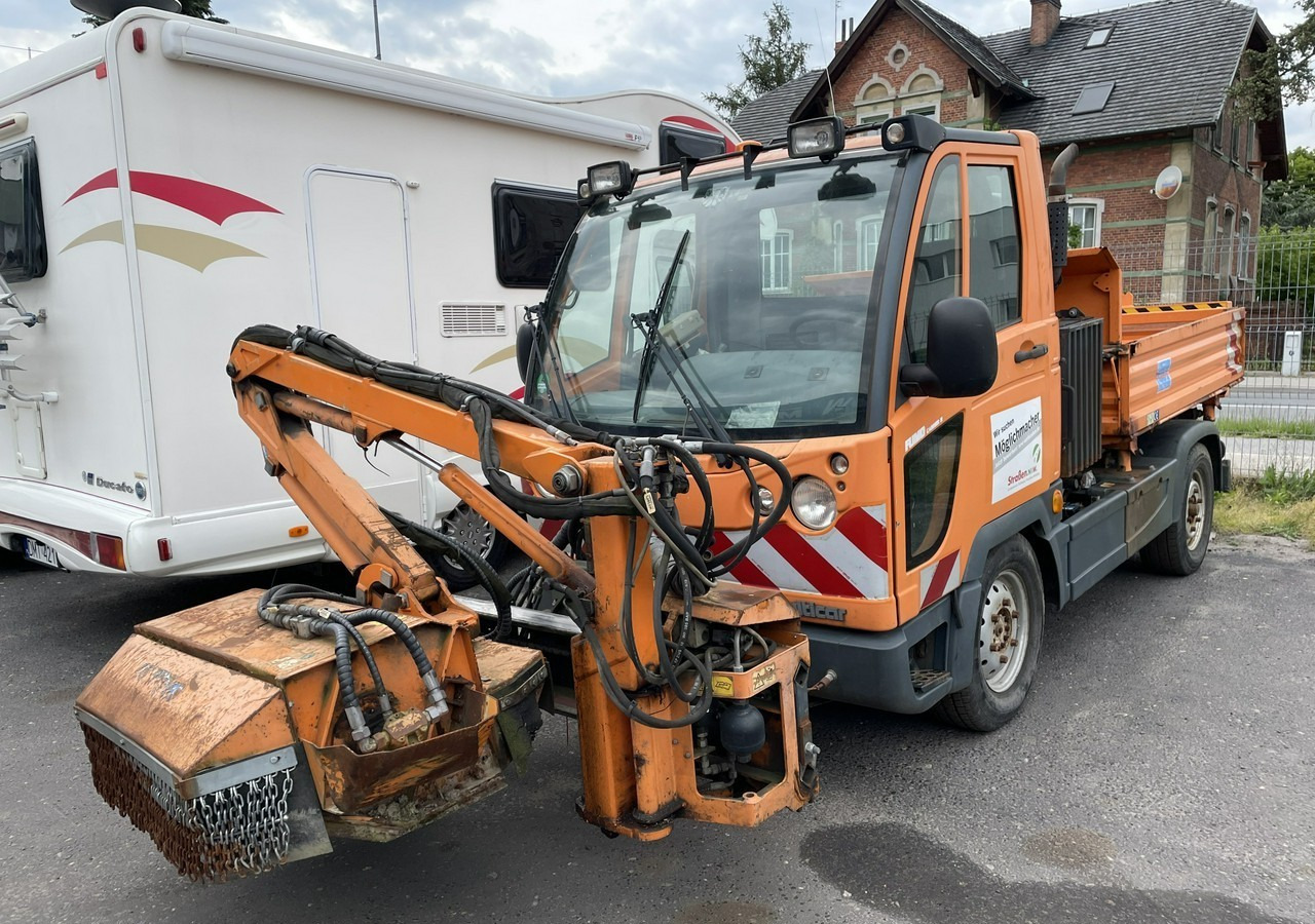 Multicar Inny Multicar Multicar M-3 Kosiarka Teleskopowa posypywarka pług 2008 - 지자체/ 특수 차량 : 사진 4 Multicar Inny Multicar Multicar M-3 Kosiarka Teleskopowa posypywarka pług 2008 - 지자체/ 특수 차량 : 사진 4