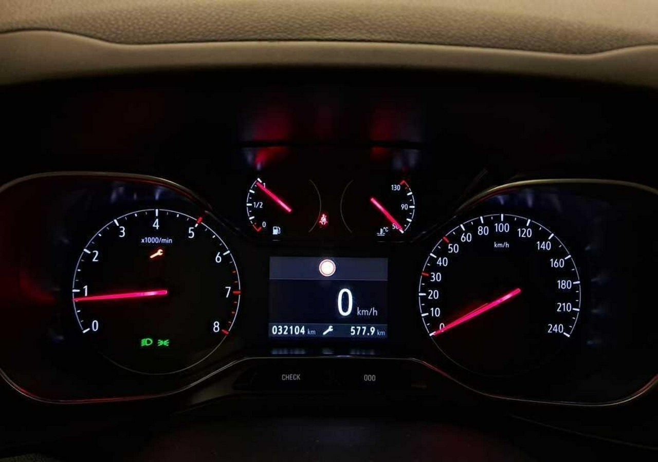 Opel Combo IV Opel Combo dla Niepełnosprawnych inwalida Rampa 32105 km Model 2022 - 차량 : 사진 5 Opel Combo IV Opel Combo dla Niepełnosprawnych inwalida Rampa 32105 km Model 2022 - 차량 : 사진 5