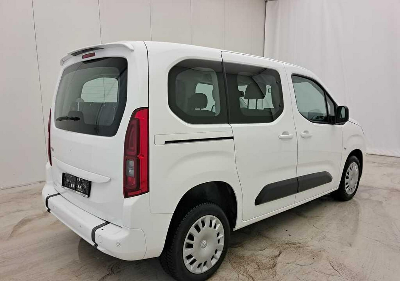 Opel Combo IV Opel Combo dla Niepełnosprawnych inwalida Rampa 32105 km Model 2022 - 차량 : 사진 2 Opel Combo IV Opel Combo dla Niepełnosprawnych inwalida Rampa 32105 km Model 2022 - 차량 : 사진 2