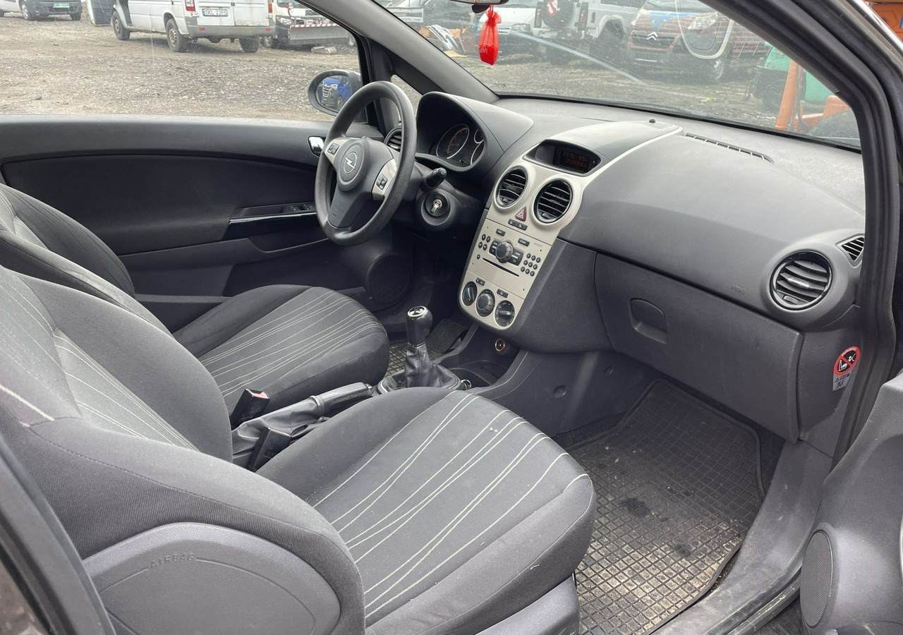 Opel Corsa D Opel Corsa 1,2-16V 80KM Klima 2008 - 해치백 : 사진 2 Opel Corsa D Opel Corsa 1,2-16V 80KM Klima 2008 - 해치백 : 사진 2