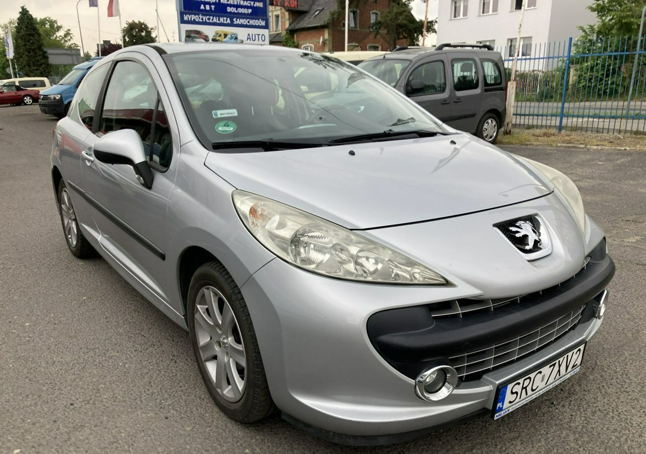 Peugeot 207 Peugeot 207 1.6HDI-16V Klima 2007 - 해치백 : 사진 3 Peugeot 207 Peugeot 207 1.6HDI-16V Klima 2007 - 해치백 : 사진 3