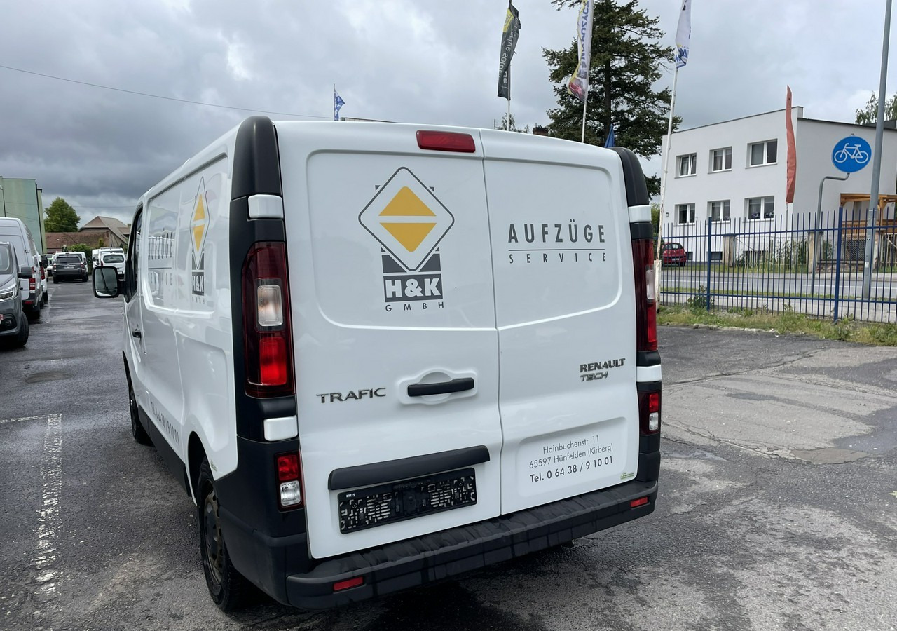 Renault Trafic Renault Trafic 1.6-120KM Klima 2018 - 패널 밴 : 사진 5 Renault Trafic Renault Trafic 1.6-120KM Klima 2018 - 패널 밴 : 사진 5