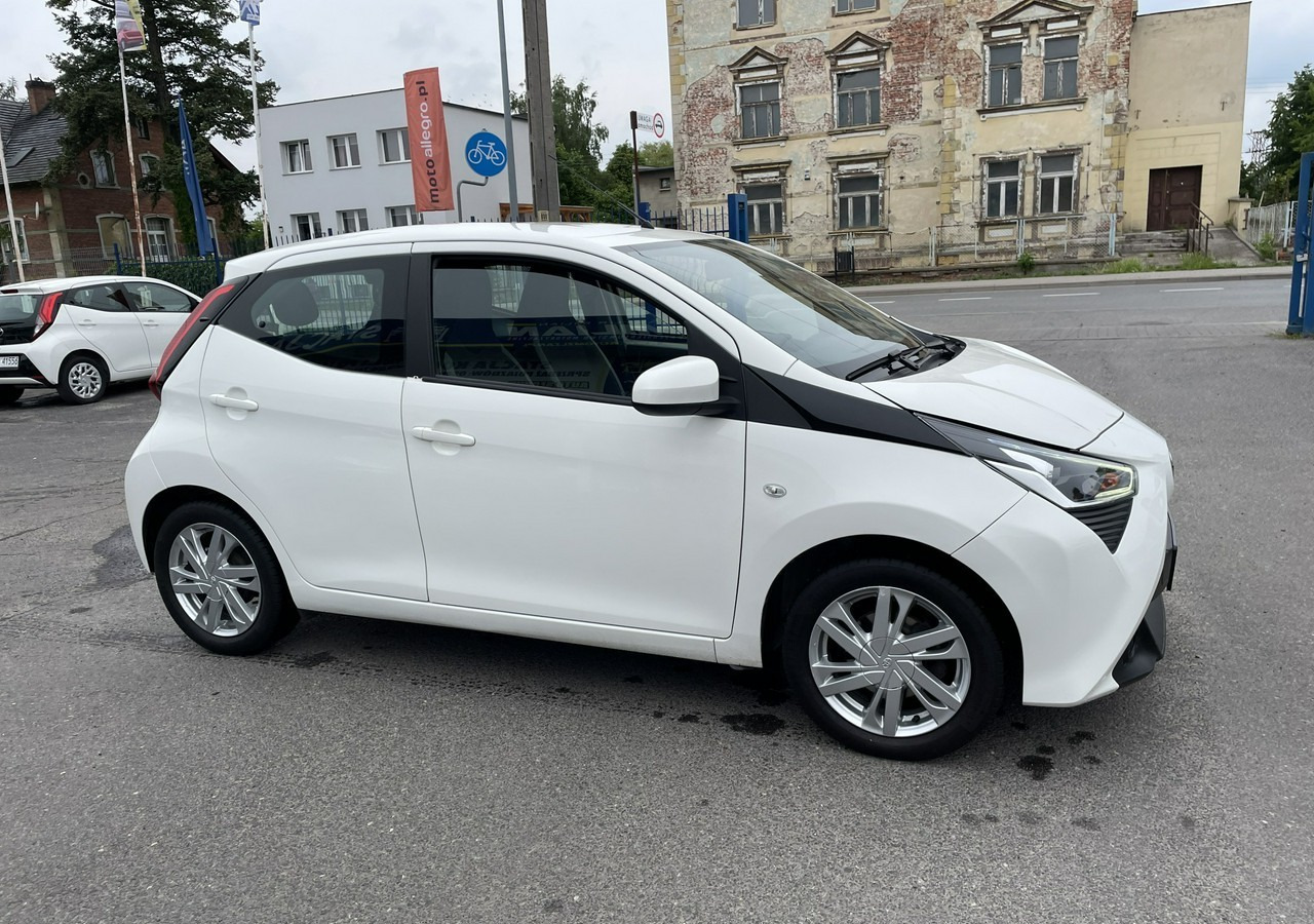 Toyota Aygo II Toyota Aygo 1.0 VVT-i JBL Edition bezyna+LPG Salon PL 2020 - 해치백 : 사진 3 Toyota Aygo II Toyota Aygo 1.0 VVT-i JBL Edition bezyna+LPG Salon PL 2020 - 해치백 : 사진 3