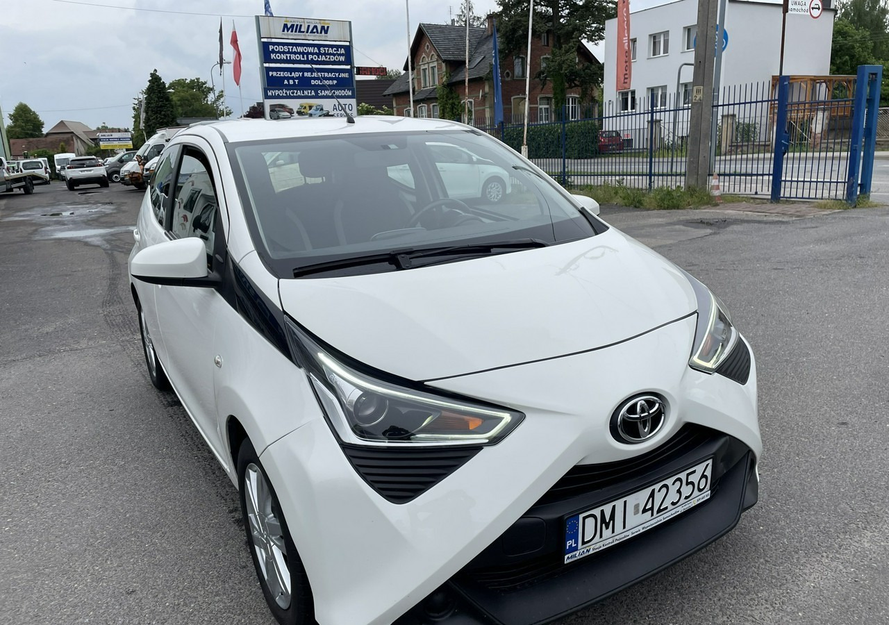 Toyota Aygo II Toyota Aygo 1.0 VVT-i JBL Edition bezyna+LPG Salon PL 2020 - 해치백 : 사진 4 Toyota Aygo II Toyota Aygo 1.0 VVT-i JBL Edition bezyna+LPG Salon PL 2020 - 해치백 : 사진 4