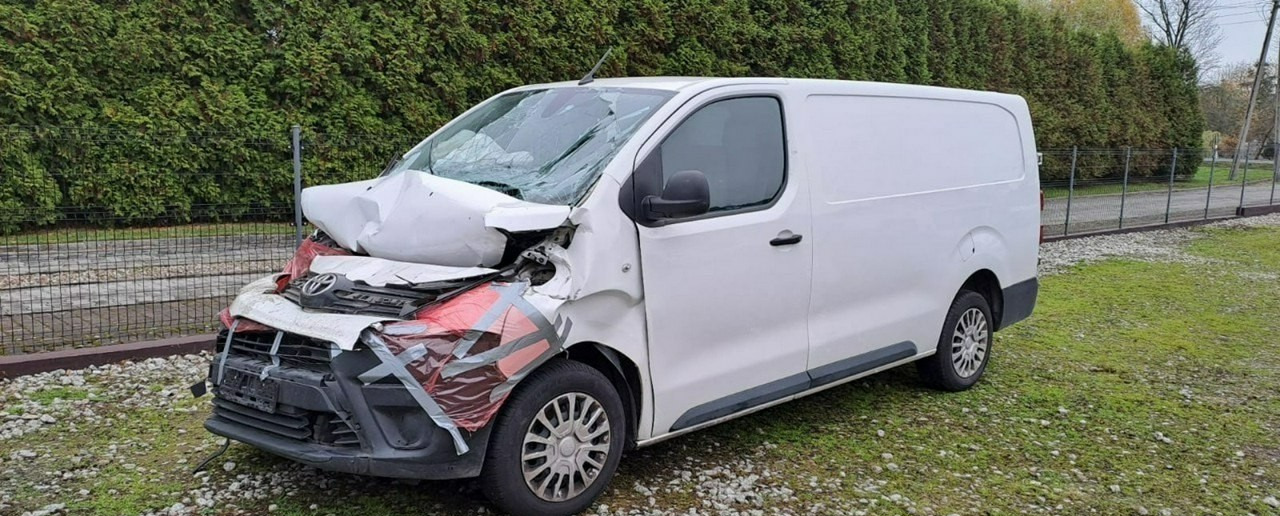Toyota Proace Toyota Proace Maxi Klima chlodnia izoterma 2020 Salon PL - 냉동 밴 : 사진 1 Toyota Proace Toyota Proace Maxi Klima chlodnia izoterma 2020 Salon PL - 냉동 밴 : 사진 1