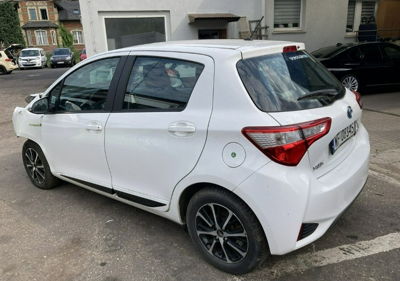 Toyota Yaris III Toyota Yaris Hybrid 1.5 VVT-i Y20 Model 2019 Salon PL - 차량 : 사진 4 Toyota Yaris III Toyota Yaris Hybrid 1.5 VVT-i Y20 Model 2019 Salon PL - 차량 : 사진 4