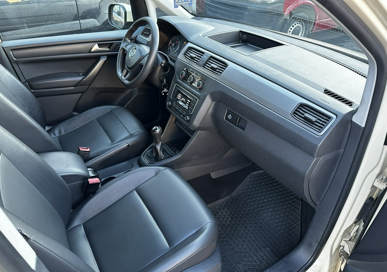 Volkswagen Caddy III Caddy 2.0 TDI Maxi 7-osobowy Model 2019 - 차량 : 사진 4 Volkswagen Caddy III Caddy 2.0 TDI Maxi 7-osobowy Model 2019 - 차량 : 사진 4