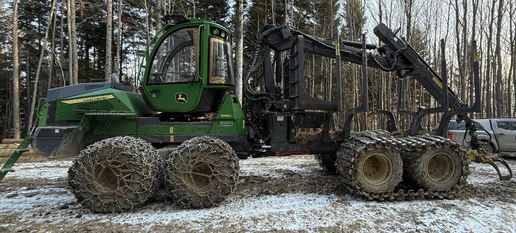 John Deere 1010G - 포워더 : 사진 1 John Deere 1010G - 포워더 : 사진 1