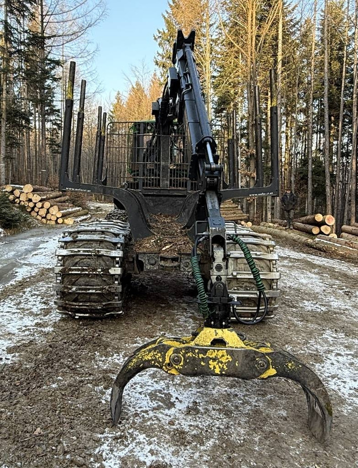 John Deere 1010G - 포워더 : 사진 3 John Deere 1010G - 포워더 : 사진 3