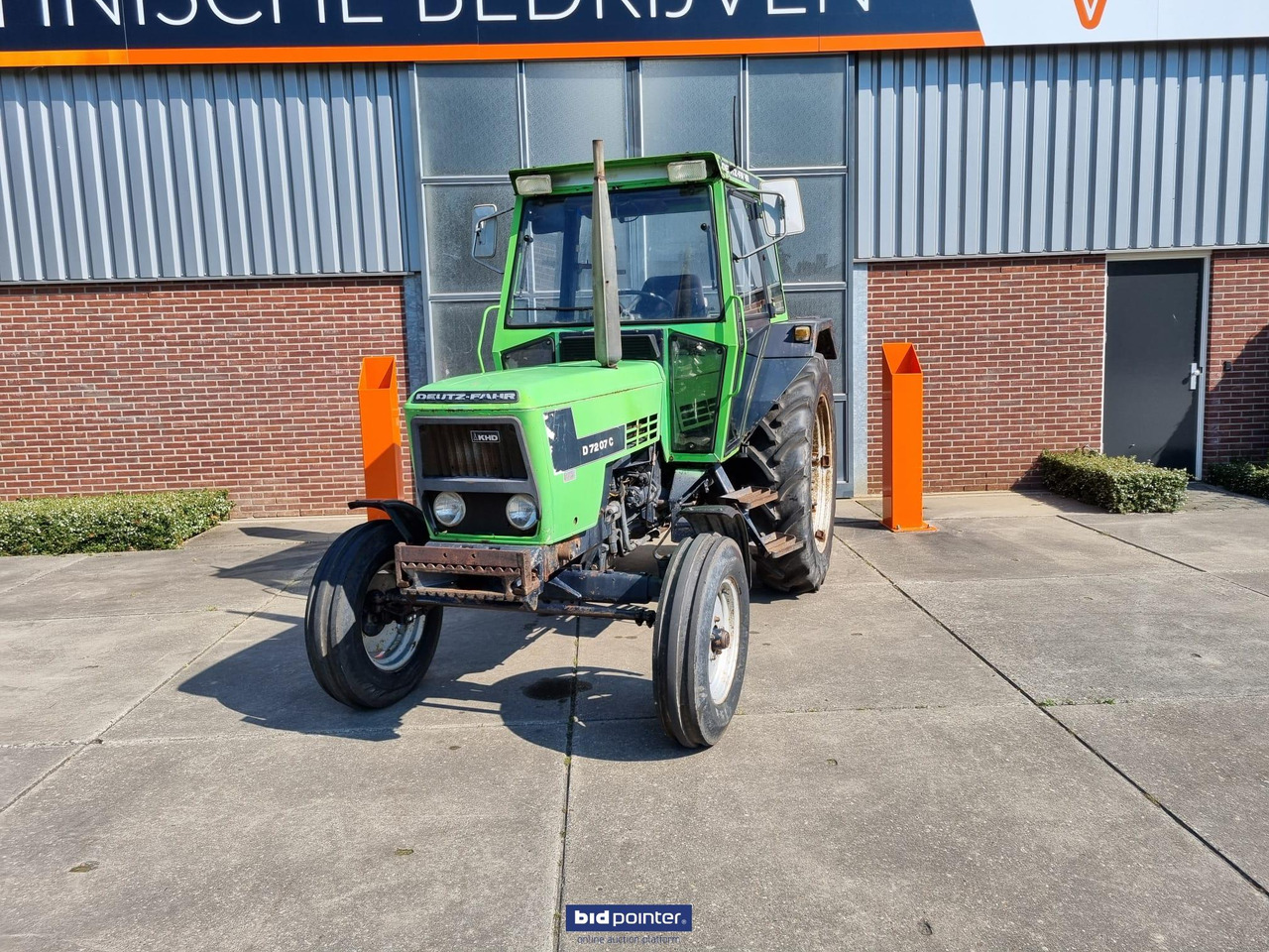 Deutz-Fahr 7207C - 장궤형 트랙터 : 사진 1 Deutz-Fahr 7207C - 장궤형 트랙터 : 사진 1