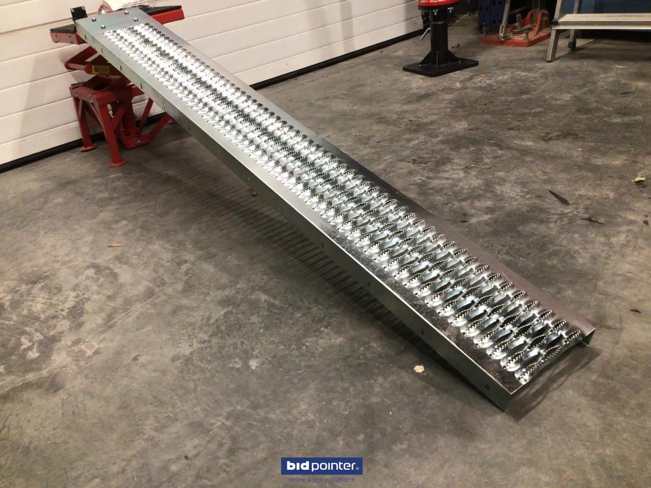 HH Metalen oprijplank - 로딩 램프 : 사진 1 HH Metalen oprijplank - 로딩 램프 : 사진 1