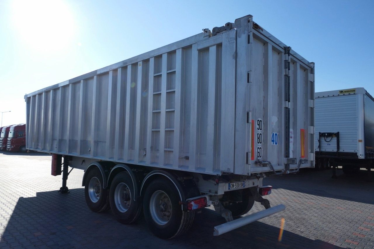 Benalu TIPPER 45 M3/WHOLE ALUMINIUM/5700 KG/FLAP-DOORS - 덤프 세미 트레일러 : 사진 5 Benalu TIPPER 45 M3/WHOLE ALUMINIUM/5700 KG/FLAP-DOORS - 덤프 세미 트레일러 : 사진 5