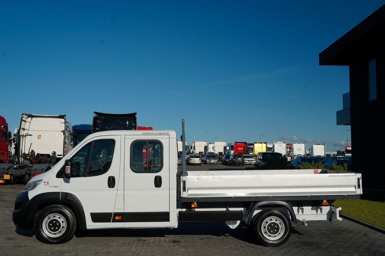 Fiat DUCATO MAXI / 2.3 D / BRYGADÓWKA / SKRZYNIOWY 3 - 박스 밴 : 사진 4 Fiat DUCATO MAXI / 2.3 D / BRYGADÓWKA / SKRZYNIOWY 3 - 박스 밴 : 사진 4