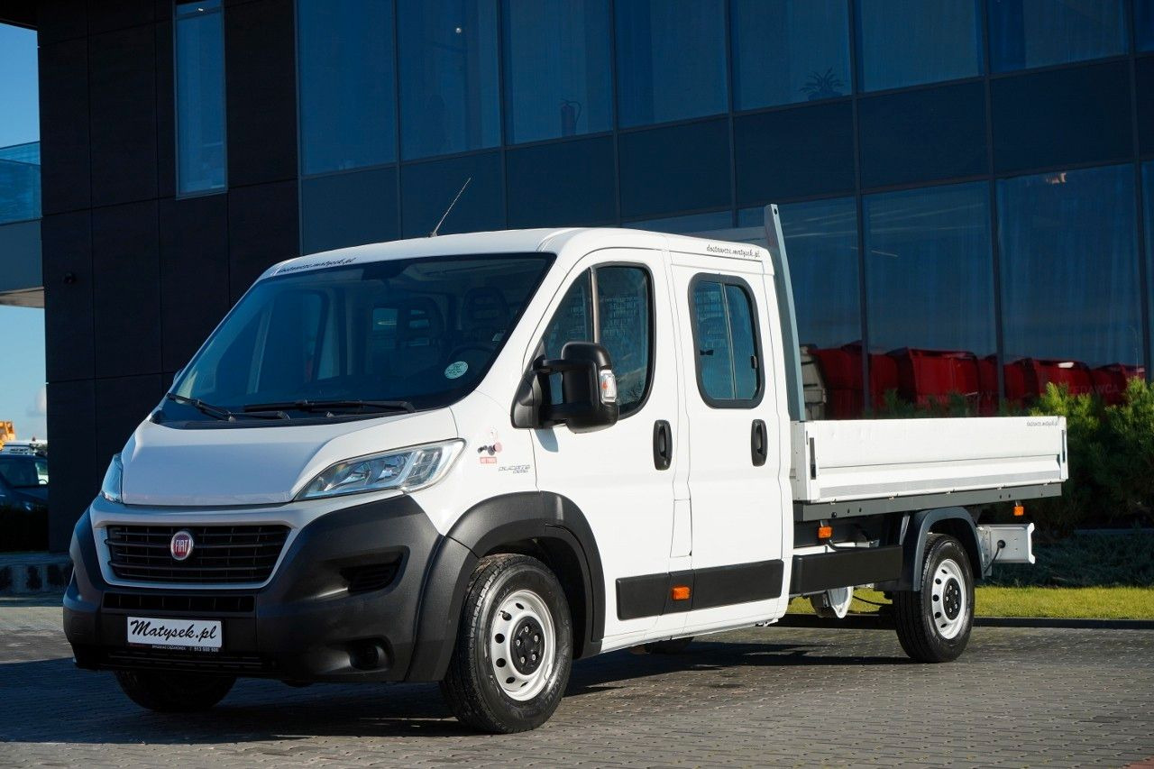 Fiat DUCATO MAXI / 2.3 D / BRYGADÓWKA / SKRZYNIOWY 3 - 박스 밴 : 사진 1 Fiat DUCATO MAXI / 2.3 D / BRYGADÓWKA / SKRZYNIOWY 3 - 박스 밴 : 사진 1