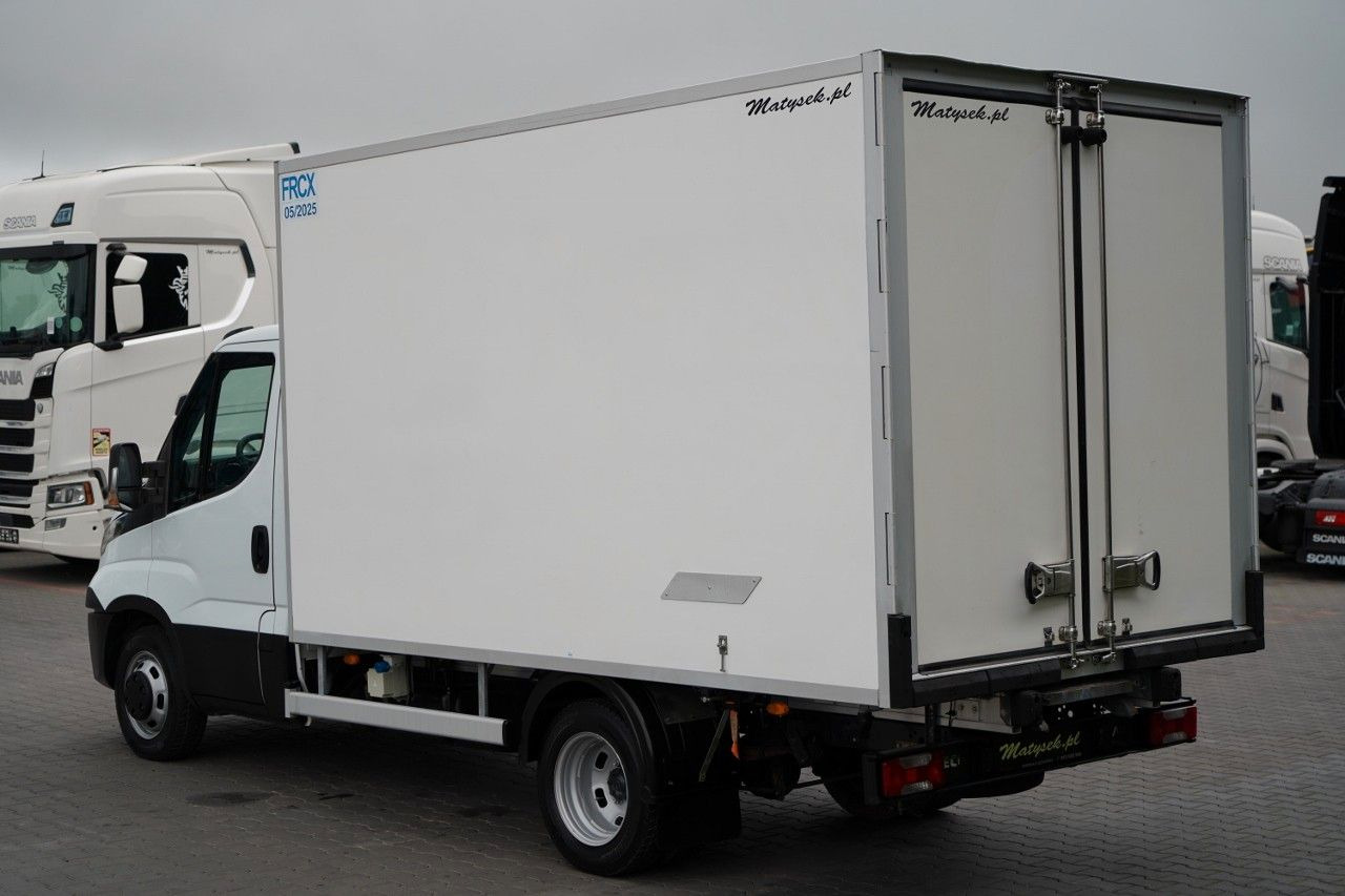 Iveco DAILY 35.120 / CHŁODNIA LAMBERET / AGREGAT CARRI - 냉동 밴 : 사진 5 Iveco DAILY 35.120 / CHŁODNIA LAMBERET / AGREGAT CARRI - 냉동 밴 : 사진 5