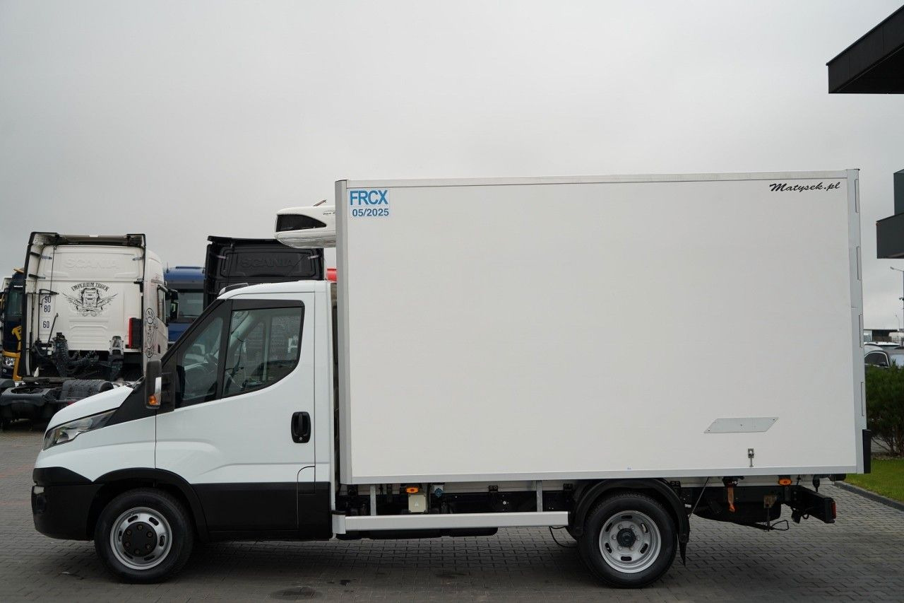 Iveco DAILY 35.120 / CHŁODNIA LAMBERET / AGREGAT CARRI - 냉동 밴 : 사진 4 Iveco DAILY 35.120 / CHŁODNIA LAMBERET / AGREGAT CARRI - 냉동 밴 : 사진 4