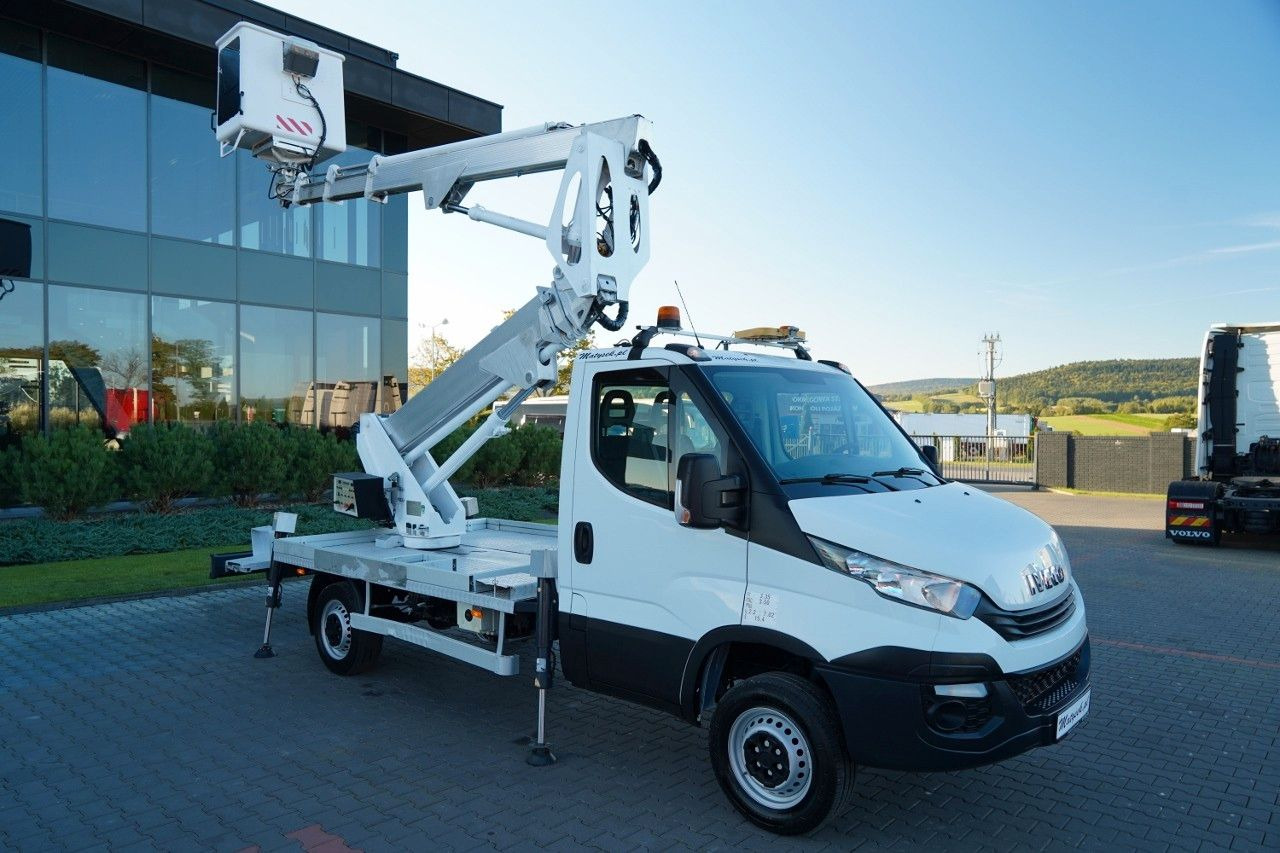 Iveco DAILY 35-120 / ZWYŻKA / PODNOŚNIK KOSZOWY 20 ME - 트럭 탑재 고가작업 플랫폼 : 사진 4 Iveco DAILY 35-120 / ZWYŻKA / PODNOŚNIK KOSZOWY 20 ME - 트럭 탑재 고가작업 플랫폼 : 사진 4