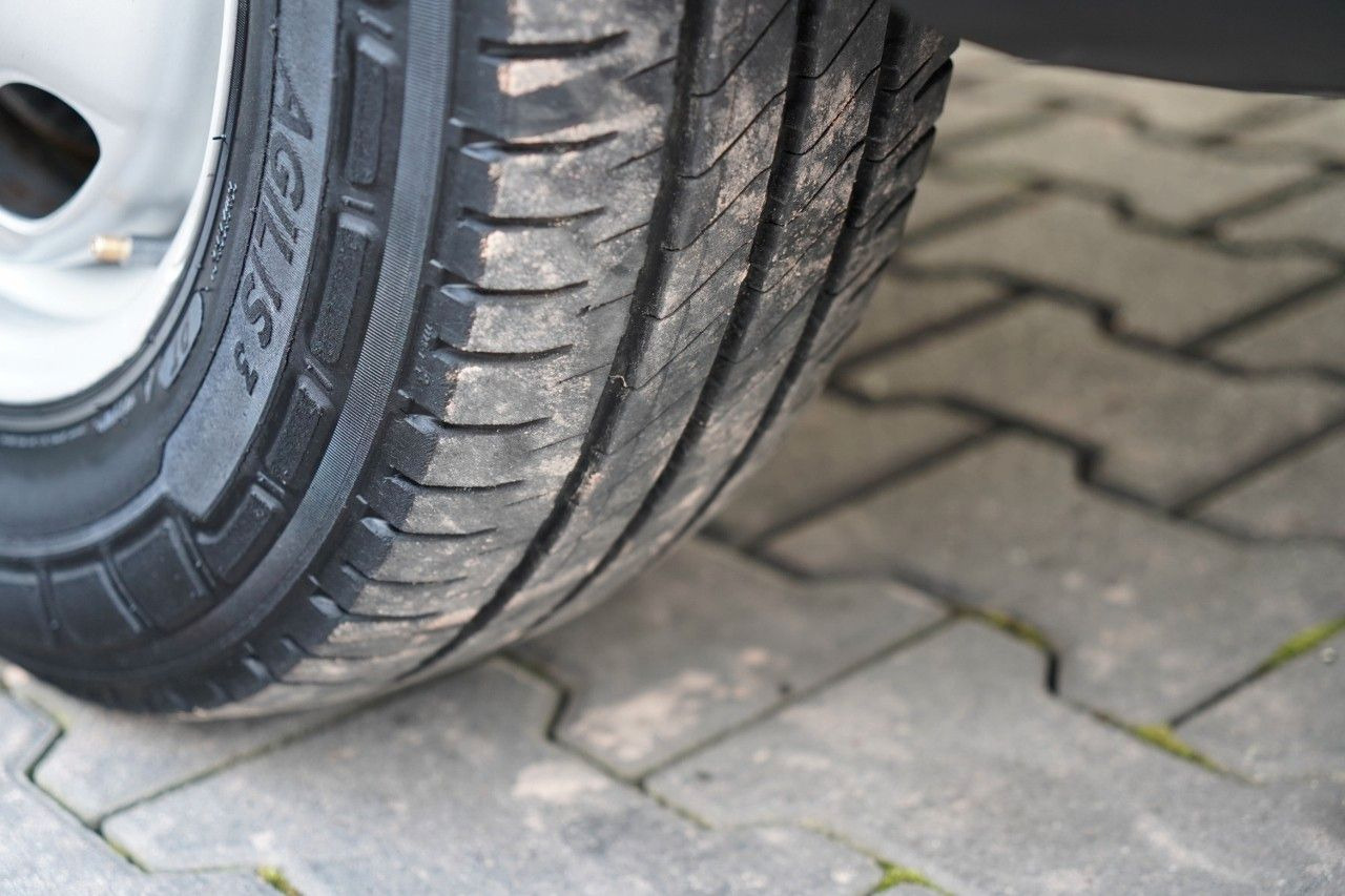 냉동 밴 Iveco DAILY 35-160 / KONTENER 4,25 M / IZOTERMA AUTOM : 사진 17 냉동 밴 Iveco DAILY 35-160 / KONTENER 4,25 M / IZOTERMA AUTOM : 사진 17