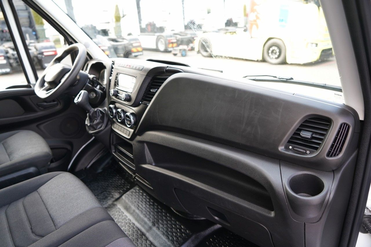 냉동 밴 Iveco DAILY 35-160 / KONTENER 4,25 M / IZOTERMA AUTOM : 사진 38 냉동 밴 Iveco DAILY 35-160 / KONTENER 4,25 M / IZOTERMA AUTOM : 사진 38