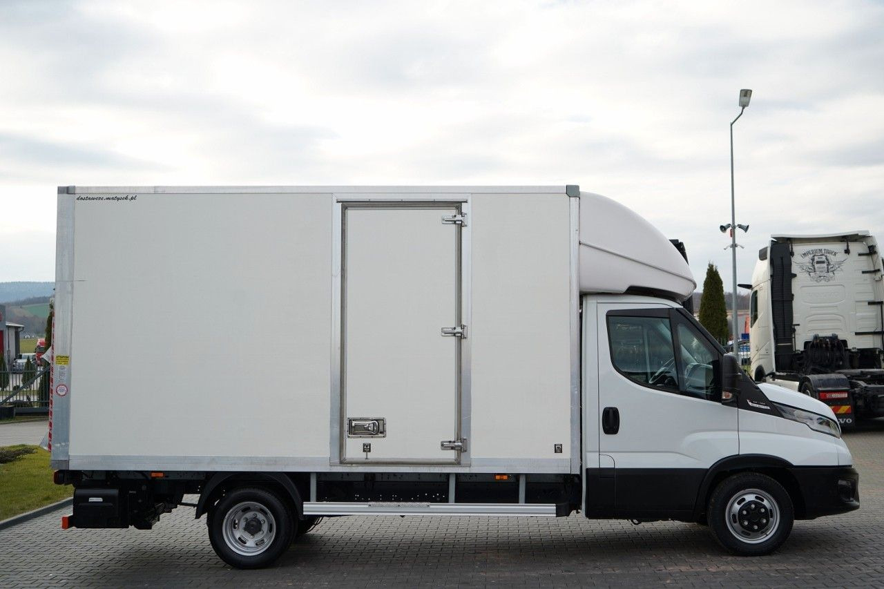 냉동 밴 Iveco DAILY 35-160 / KONTENER 4,25 M / IZOTERMA AUTOM : 사진 9 냉동 밴 Iveco DAILY 35-160 / KONTENER 4,25 M / IZOTERMA AUTOM : 사진 9