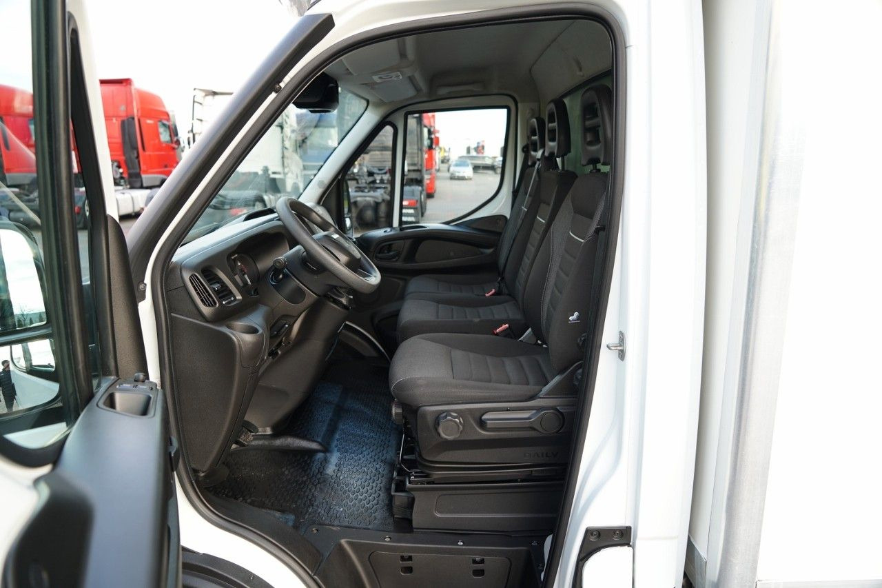 냉동 밴 Iveco DAILY 35-160 / KONTENER 4,25 M / IZOTERMA AUTOM : 사진 26 냉동 밴 Iveco DAILY 35-160 / KONTENER 4,25 M / IZOTERMA AUTOM : 사진 26