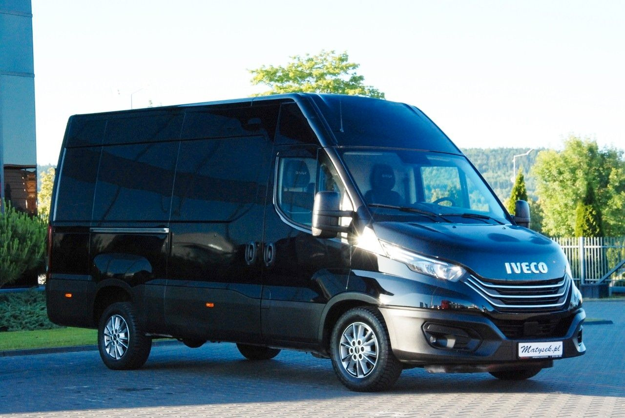 Iveco DAILY 35-180 / BLASZAK / 2022 ROK / HI-MATIC / - 패널 밴 : 사진 2 Iveco DAILY 35-180 / BLASZAK / 2022 ROK / HI-MATIC / - 패널 밴 : 사진 2