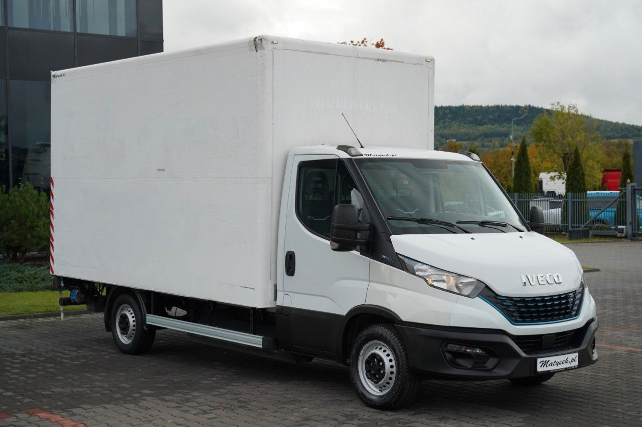 Iveco DAILY 35-NP / CNG / KONTENER / MANUAL / WINDA PA - 냉동 밴 : 사진 2 Iveco DAILY 35-NP / CNG / KONTENER / MANUAL / WINDA PA - 냉동 밴 : 사진 2