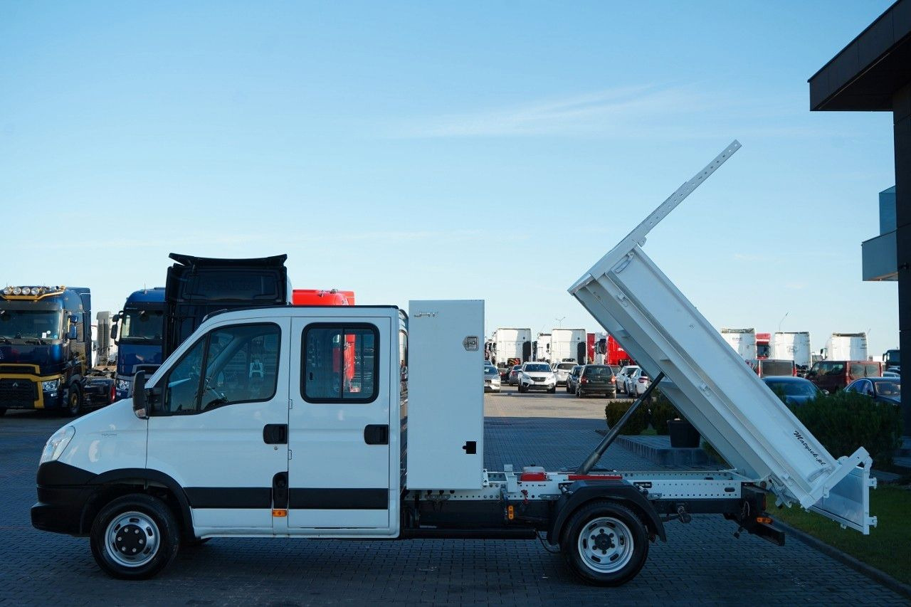 Iveco DAILY 35C11 / WYWROTKA / BRYGADÓWKA / BLIŹNIAK / - 덤프 밴 : 사진 3 Iveco DAILY 35C11 / WYWROTKA / BRYGADÓWKA / BLIŹNIAK / - 덤프 밴 : 사진 3