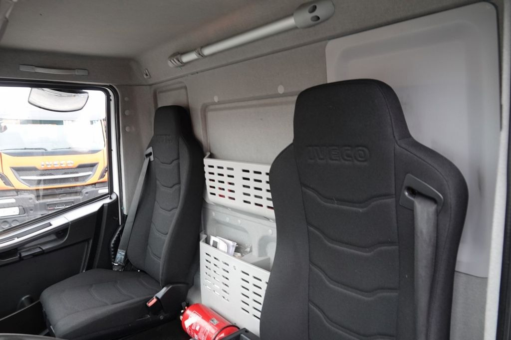 리스 Iveco EUROCARGO  Iveco EUROCARGO : 사진 13