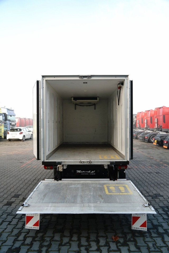 냉동 밴 MAN TGE 3.180 / CHŁODNIA / AGREGAT CARRIER XARIOS 35 : 사진 22 냉동 밴 MAN TGE 3.180 / CHŁODNIA / AGREGAT CARRIER XARIOS 35 : 사진 22