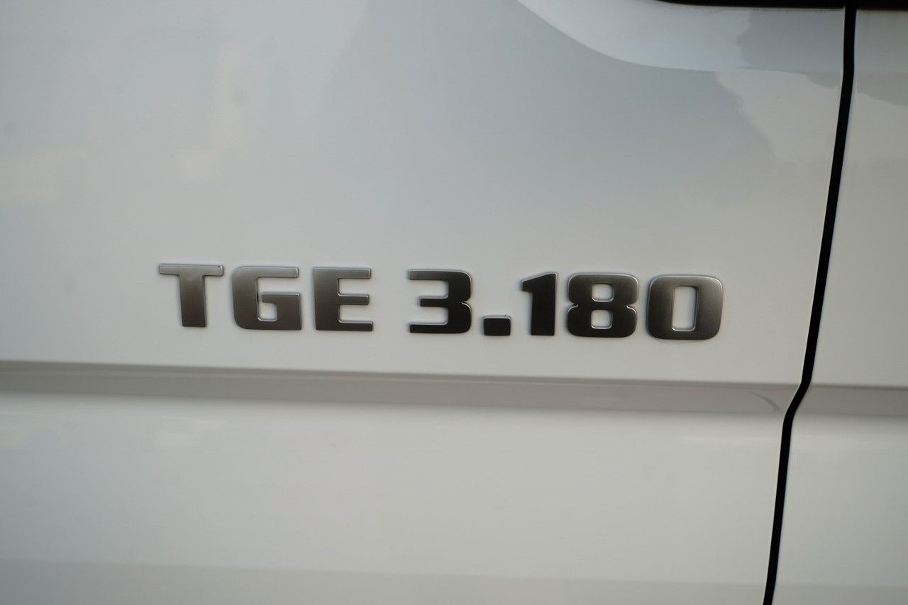 냉동 밴 MAN TGE 3.180 / CHŁODNIA / AGREGAT CARRIER XARIOS 35 : 사진 27 냉동 밴 MAN TGE 3.180 / CHŁODNIA / AGREGAT CARRIER XARIOS 35 : 사진 27