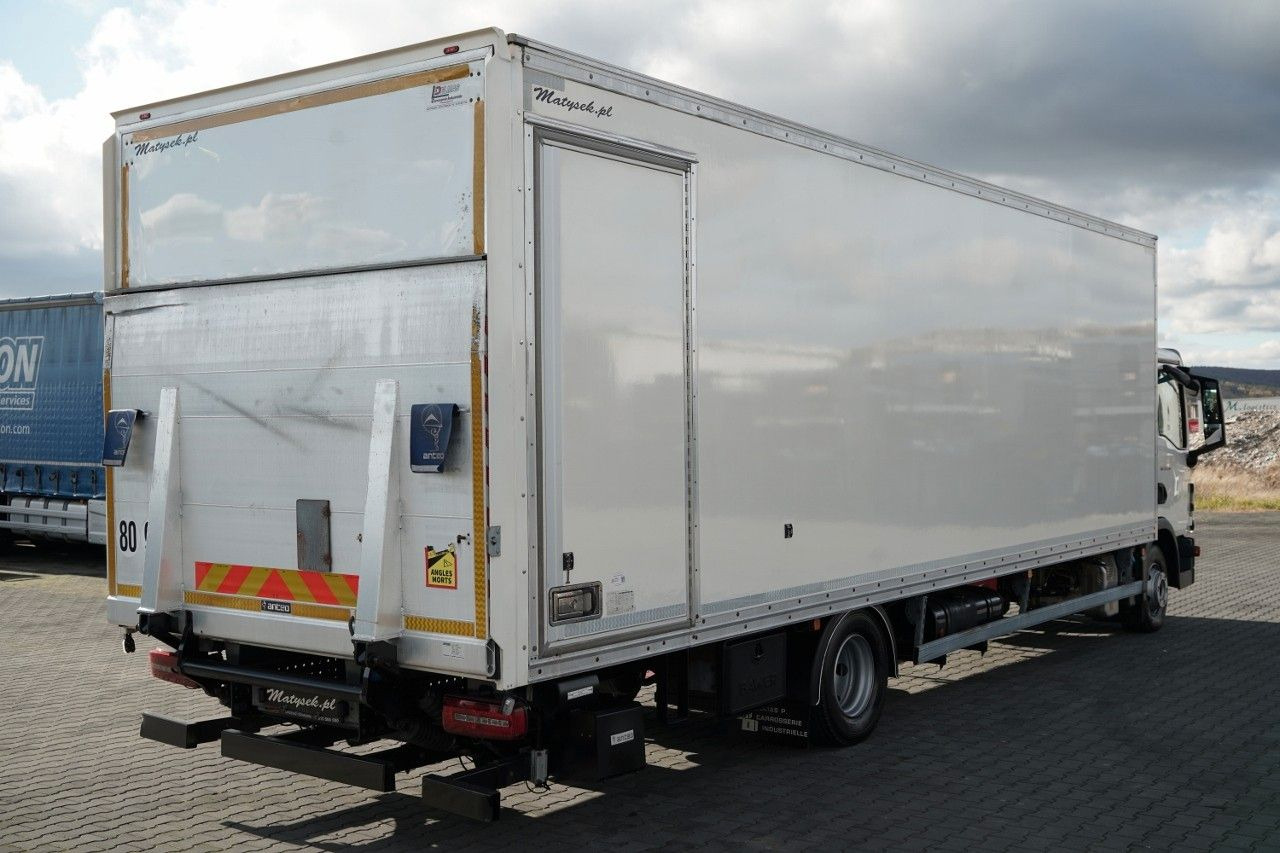 MAN TGL 12.250 / SOLÓWKA / KONTENER 8 M / WINDA / BO - 박스 트럭 : 사진 4 MAN TGL 12.250 / SOLÓWKA / KONTENER 8 M / WINDA / BO - 박스 트럭 : 사진 4