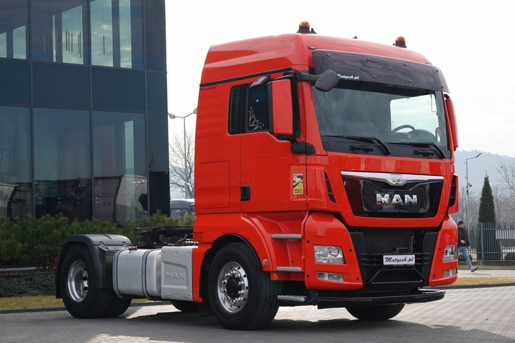 MAN TGX 18.440 / 4x4 / HYDRAULIKA / HYDRODRIVE / EUR MAN TGX 18.440 / 4x4 / HYDRAULIKA / HYDRODRIVE / EUR - 트랙터 유닛 : 사진 1 MAN TGX 18.440 / 4x4 / HYDRAULIKA / HYDRODRIVE / EUR MAN TGX 18.440 / 4x4 / HYDRAULIKA / HYDRODRIVE / EUR - 트랙터 유닛 : 사진 1