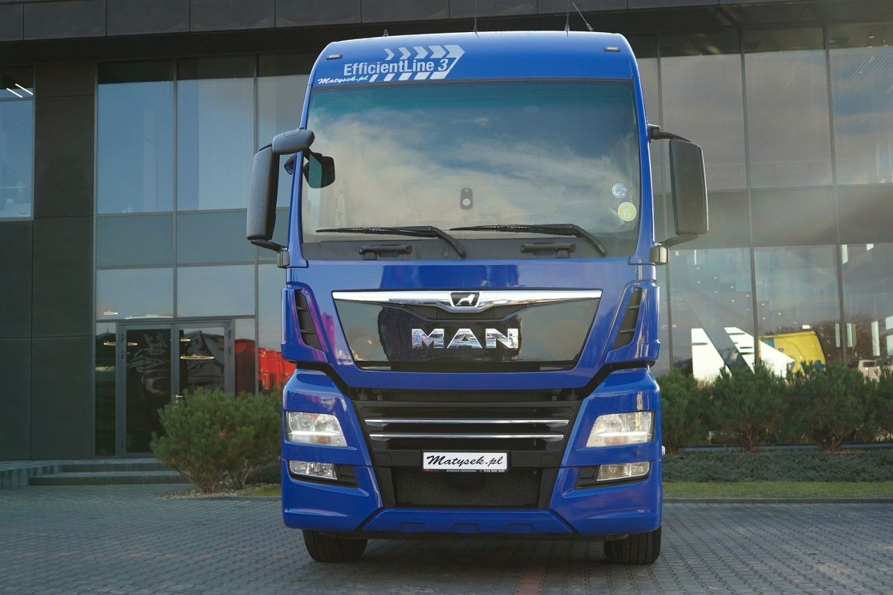 MAN TGX 18.460 / XXL / RETARDER / NAVI RIO - 트랙터 유닛 : 사진 3 MAN TGX 18.460 / XXL / RETARDER / NAVI RIO - 트랙터 유닛 : 사진 3
