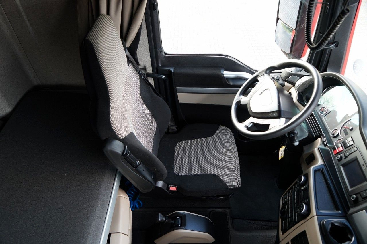 트랙터 유닛 MAN TGX 18.500 / RETARDER / NAVI RIO / XLX : 사진 27