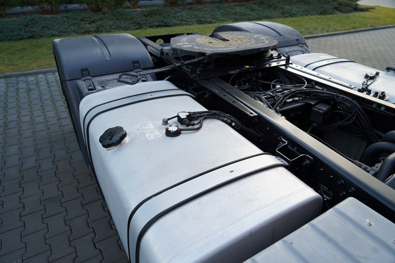 트랙터 유닛 MAN TGX 18.500 / RETARDER / NAVI RIO / XLX : 사진 17