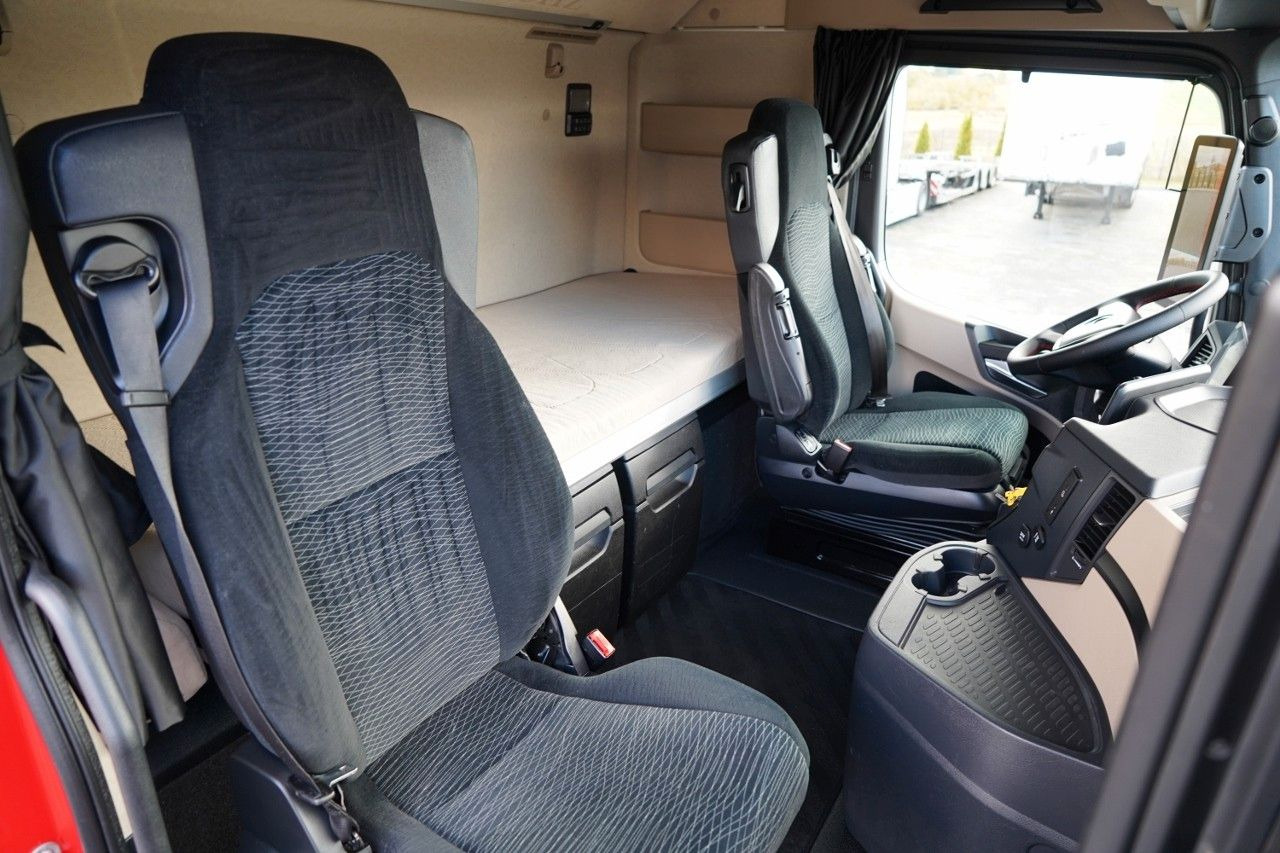 리스 Mercedes-Benz ACTROS 2545 / SOLÓWKA / 6x2 / OŚ PODNOSZONA / B Mercedes-Benz ACTROS 2545 / SOLÓWKA / 6x2 / OŚ PODNOSZONA / B : 사진 35 리스 Mercedes-Benz ACTROS 2545 / SOLÓWKA / 6x2 / OŚ PODNOSZONA / B Mercedes-Benz ACTROS 2545 / SOLÓWKA / 6x2 / OŚ PODNOSZONA / B : 사진 35