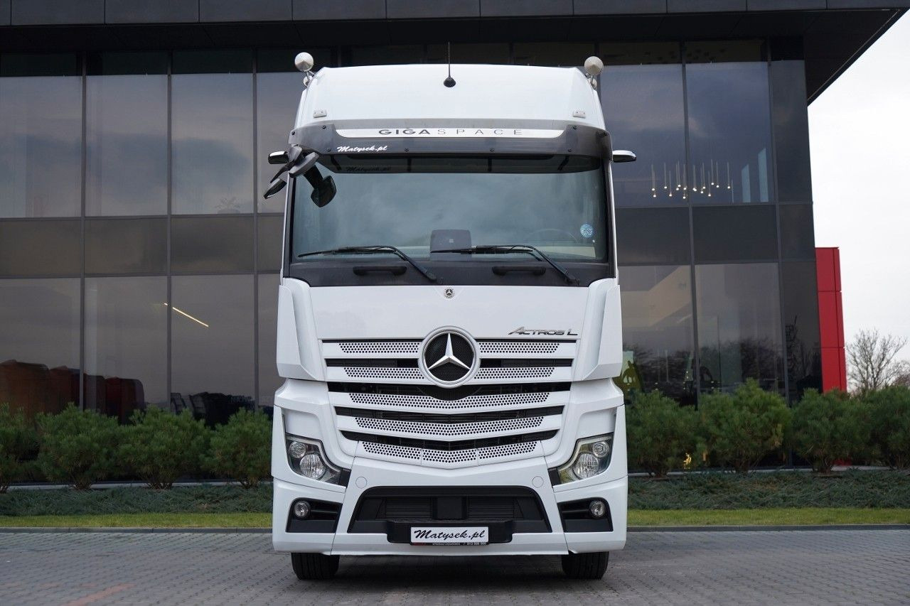 Mercedes-Benz ACTROS L 1851 / GIGA SPACE / RETARDER / 2022 R - 트랙터 유닛 : 사진 3 Mercedes-Benz ACTROS L 1851 / GIGA SPACE / RETARDER / 2022 R - 트랙터 유닛 : 사진 3