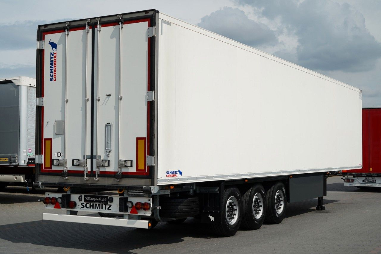 Schmitz Cargobull / CHŁODNIA / THERMO KING SLX 300 / DOPPELSTOCK / - 냉동 세미 트레일러 : 사진 4 Schmitz Cargobull / CHŁODNIA / THERMO KING SLX 300 / DOPPELSTOCK / - 냉동 세미 트레일러 : 사진 4