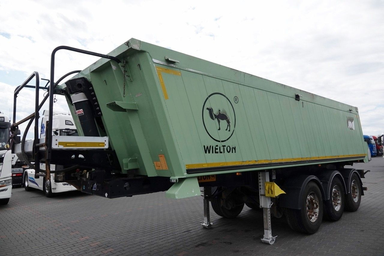Schmitz Cargobull WYWROTKA 40 M3 / MULDA ALUMINIOWA / OŚ PODNOSZON - 덤프 세미 트레일러 : 사진 3 Schmitz Cargobull WYWROTKA 40 M3 / MULDA ALUMINIOWA / OŚ PODNOSZON - 덤프 세미 트레일러 : 사진 3
