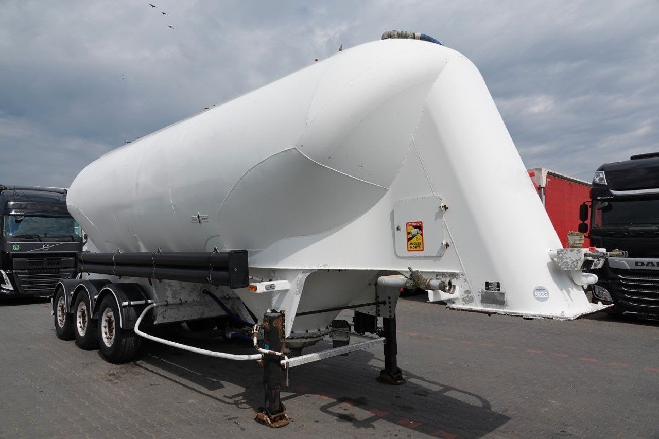 Spitzer CEMENTONACZEPA / 37 000 L / SILOS / 3 KOMORY - 사일로 세미 트레일러 : 사진 2 Spitzer CEMENTONACZEPA / 37 000 L / SILOS / 3 KOMORY - 사일로 세미 트레일러 : 사진 2