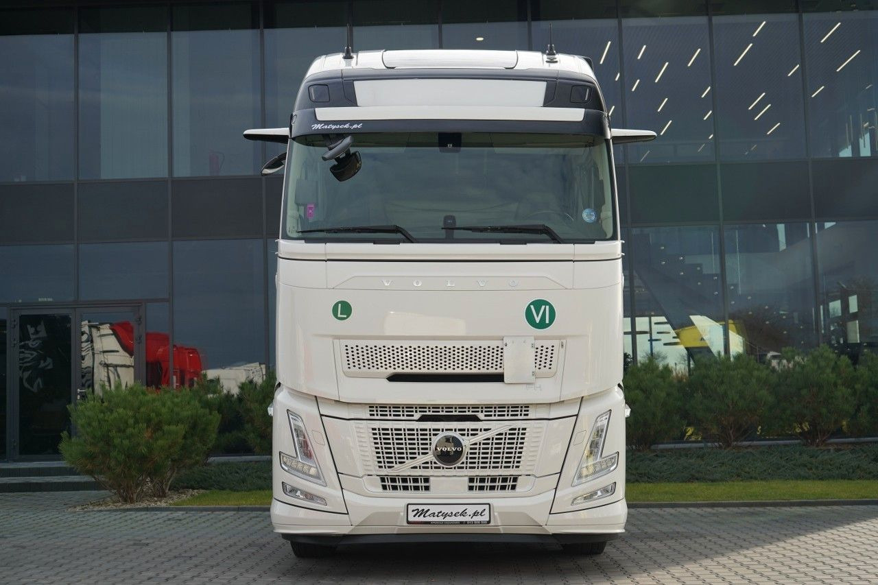 Volvo FH 500 AERO / 2025 ROK / I-SAVE / XXL / GWARANC - 트랙터 유닛 : 사진 3 Volvo FH 500 AERO / 2025 ROK / I-SAVE / XXL / GWARANC - 트랙터 유닛 : 사진 3