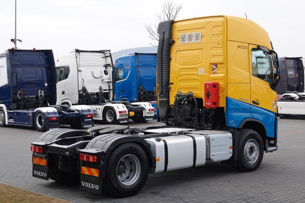 Volvo FH 500 / HYDRAULIKA / RETARDER / SPROWADZONY / - 트랙터 유닛 : 사진 5 Volvo FH 500 / HYDRAULIKA / RETARDER / SPROWADZONY / - 트랙터 유닛 : 사진 5