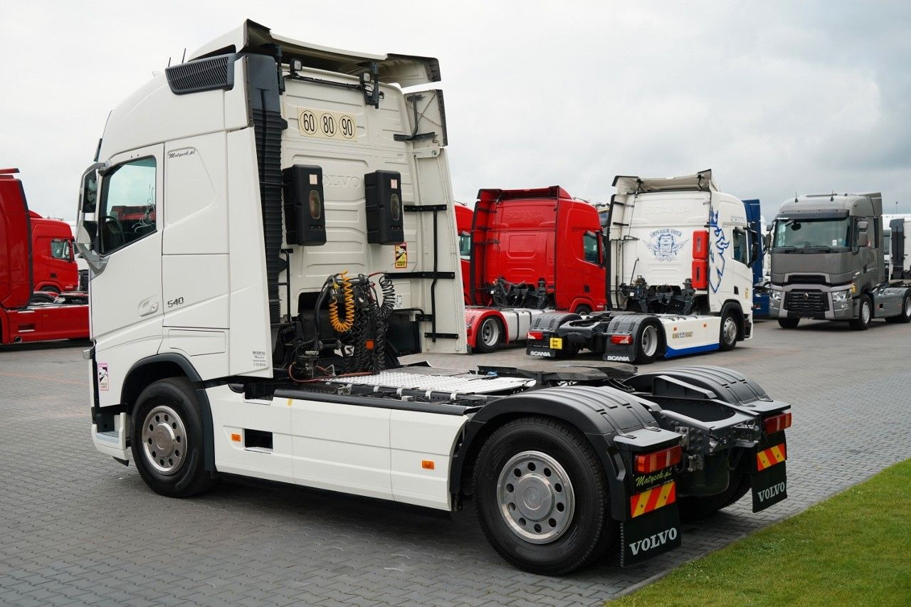 Volvo FH 540 / 2017 ROK / OPONY 100% / SPROWADZONY / P Volvo FH 540 / 2017 ROK / OPONY 100% / SPROWADZONY / P - 트랙터 유닛 : 사진 4 Volvo FH 540 / 2017 ROK / OPONY 100% / SPROWADZONY / P Volvo FH 540 / 2017 ROK / OPONY 100% / SPROWADZONY / P - 트랙터 유닛 : 사진 4